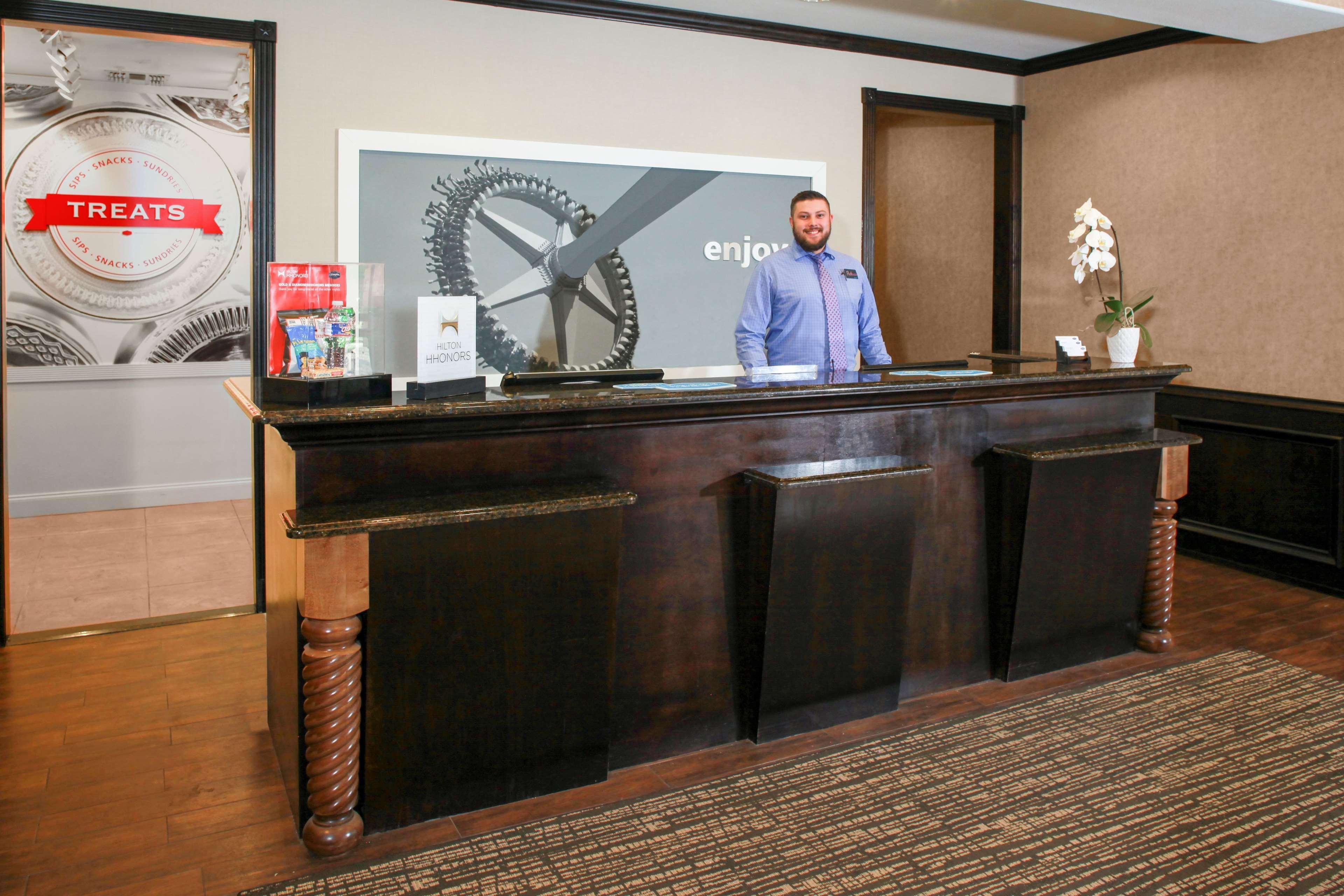 Hampton Inn & Suites Берне Экстерьер фото