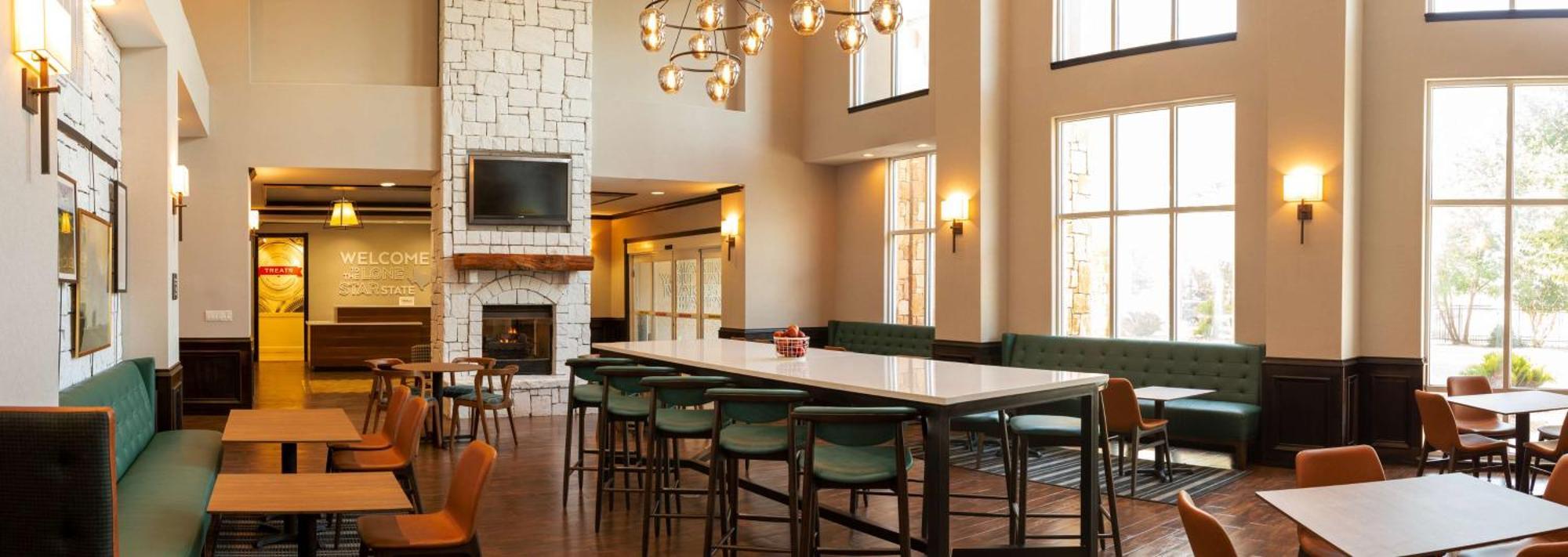 Hampton Inn & Suites Берне Экстерьер фото