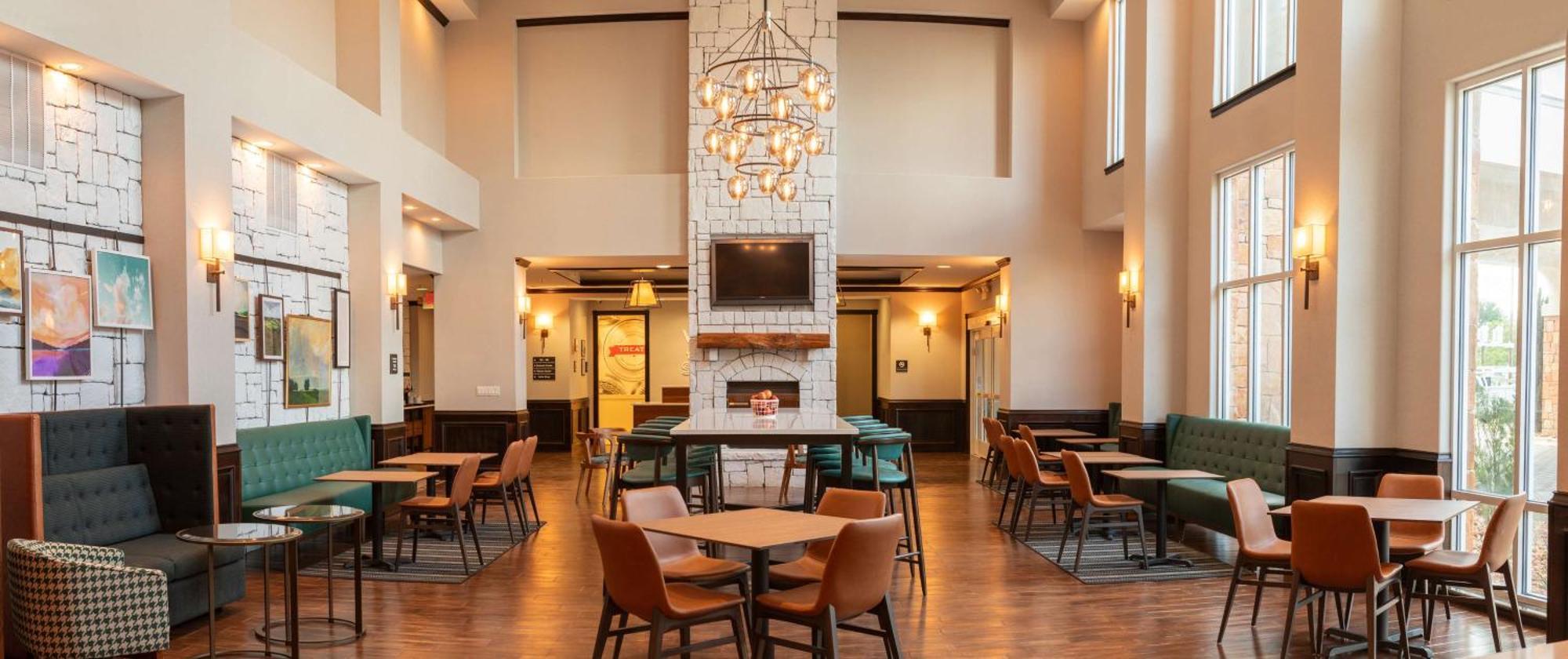 Hampton Inn & Suites Берне Экстерьер фото